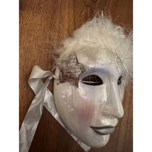 VNTG CERAMIC MARDI GRAS MASK WALL PARADISE COLLECTION  HANGING DECOR. 7 X 6 in - Picture 3 of 8